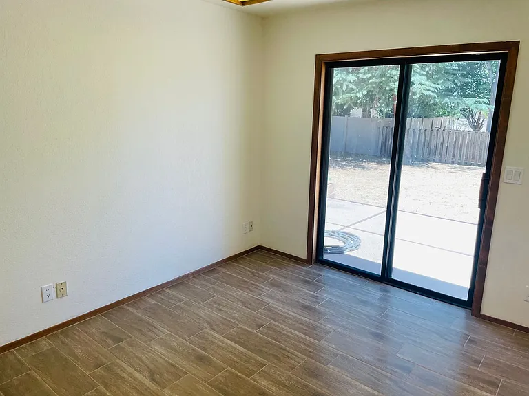 110 Valley Trl — Photo 23
