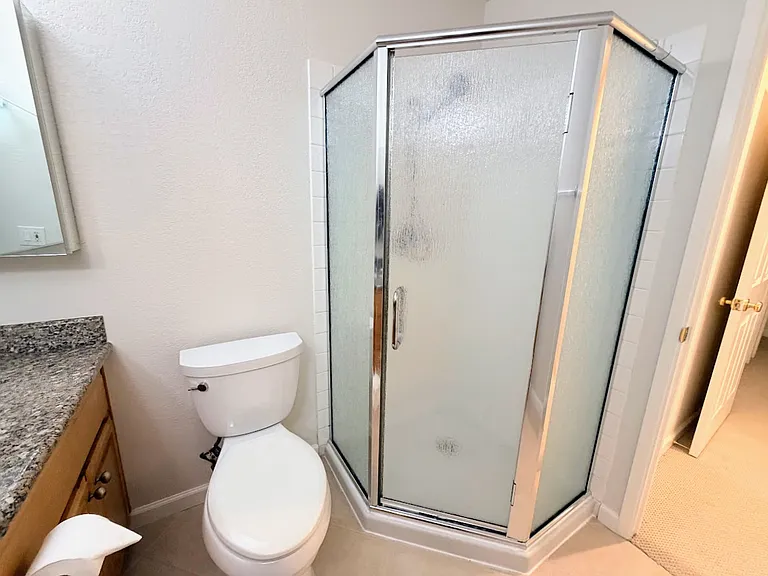 816 Juno Ln — Photo 14