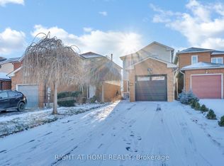 27 Melborne Ct, Whitby, ON L1R1S2