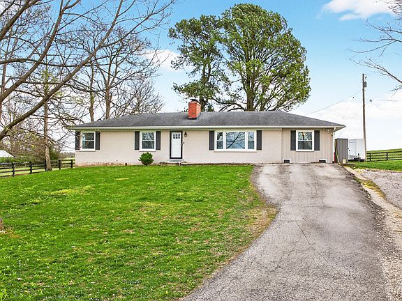 2nd image of 2780 Switzer Rd