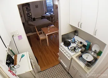 Rented by City Connections Realty