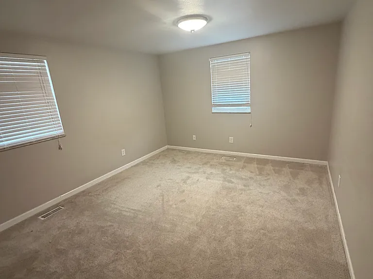 6501 Stonehurst Dr — Photo 13