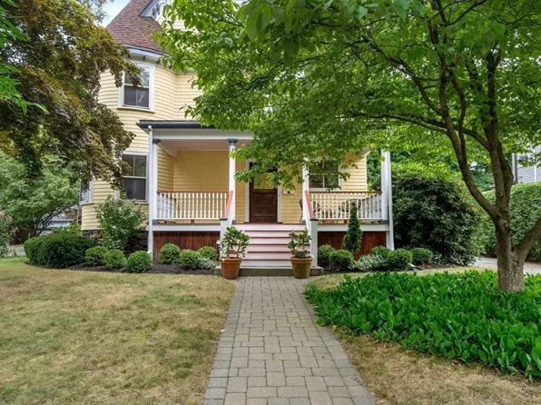 53 Stearns St, Newton, MA 02459