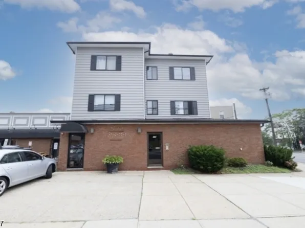 174 Washington Ave APT 3, Nutley, NJ 07110