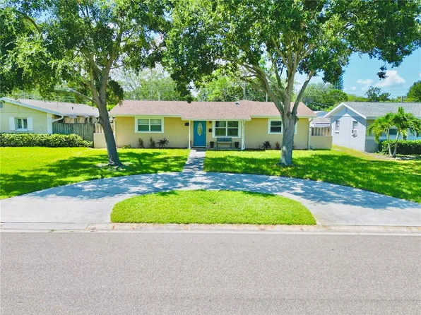 782 41st Ave NE, Saint Petersburg, FL 33703