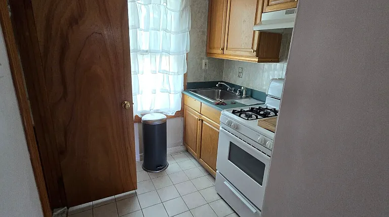 132 Cherry St — Photo 8