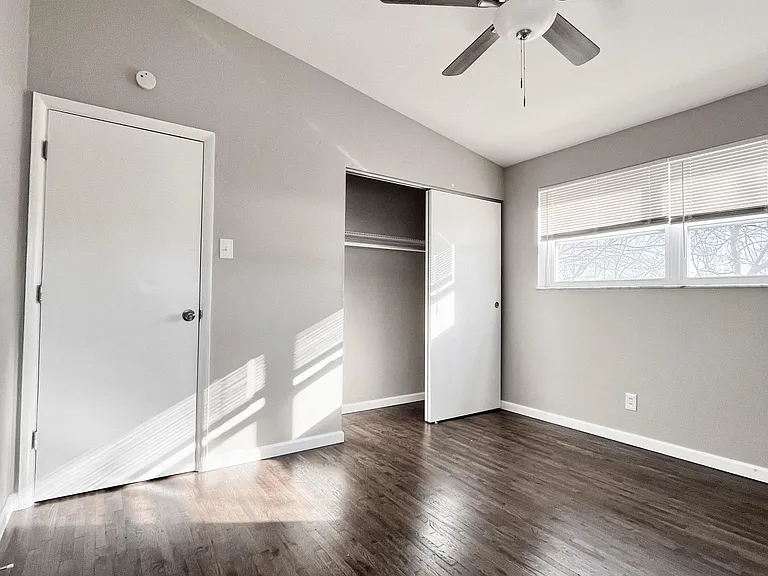 4235 Tholozan Ave #B — Photo 10