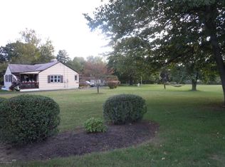635 Green Grove Rd, Neptune, NJ 07753