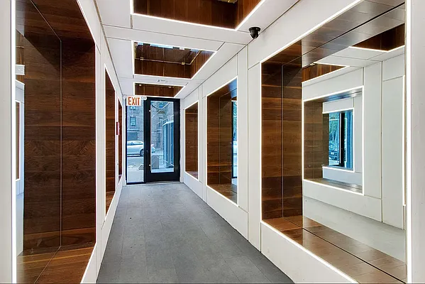 Rented by The Agency | media 9