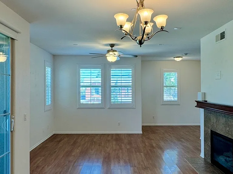 1876 Champagne Ct #5 — Photo 12