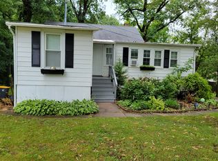 34W548 Courier Ave #2W, Saint Charles, IL 60174
