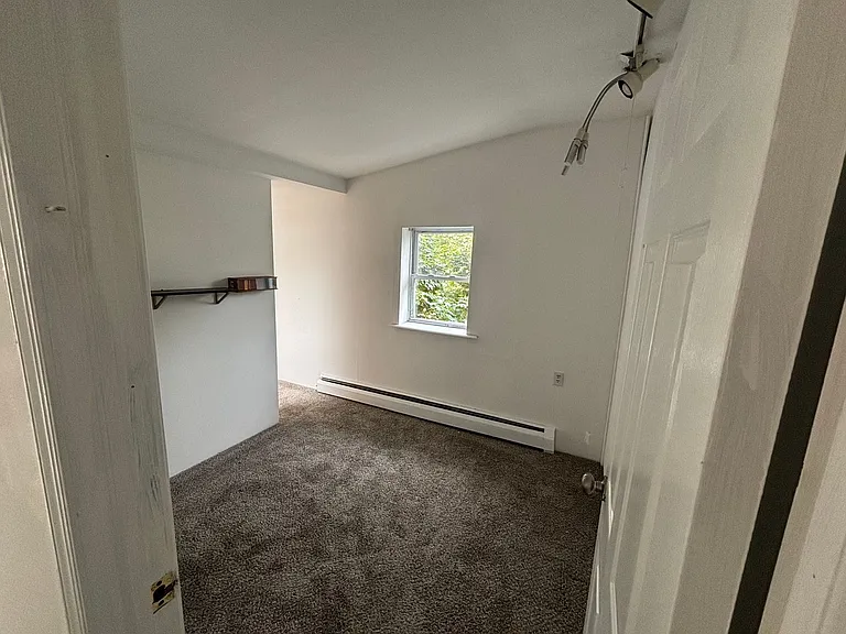 3916 Terrace St — Photo 7