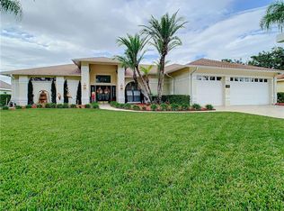 3009 Pine Club Dr, Plant City, FL 33566