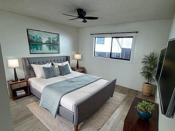 5th image of 244 W Avenida Palizada #B