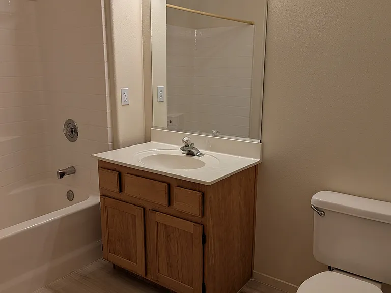 740 Hardy Way #E — Photo 16
