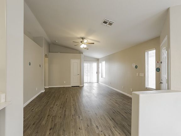 4th image of 4534 E Windsong Dr