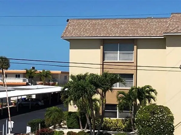 1400 Tarpon Center Dr, Venice, FL