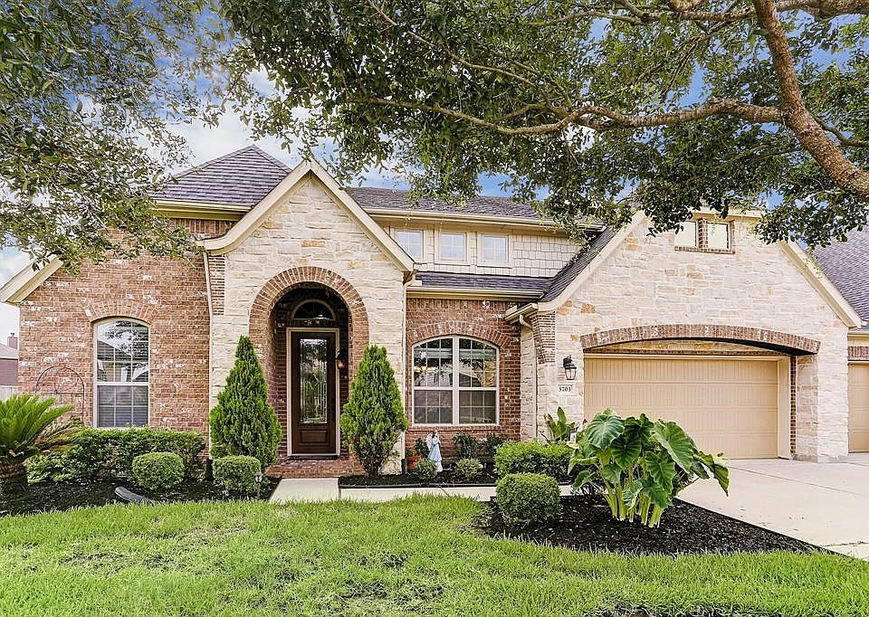 3703 Walker Fall Lane