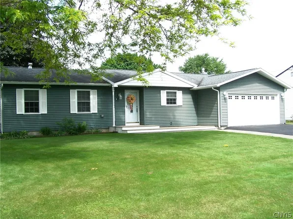 755 Bowling Green Rd, Cortland, NY 13045