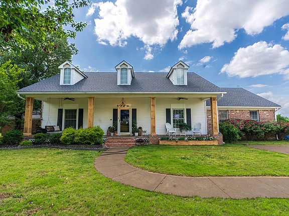 2nd image of 560 Phillips Rd #353