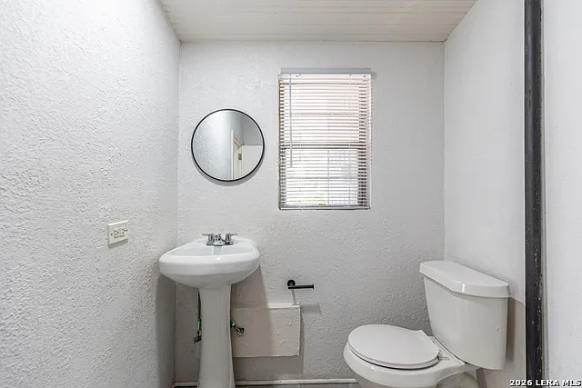426 E Woodlawn Ave #1 — Photo 20