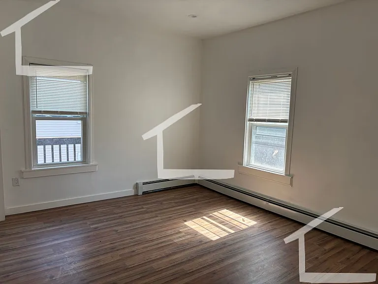 24 Armington St #2 — Photo 6