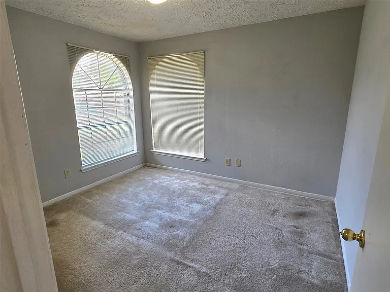 67 E Park West Dr — Photo 19