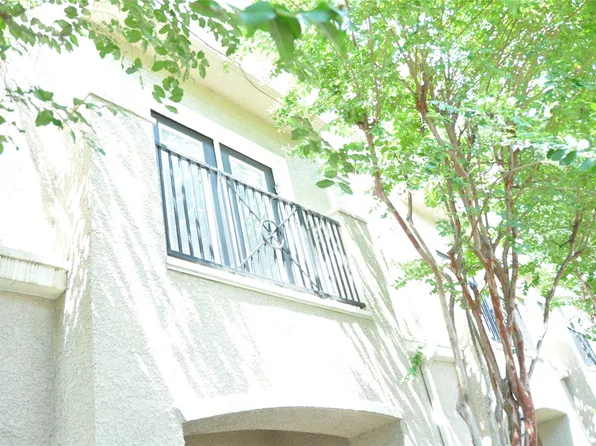 12707 Boheme Dr APT 906, Houston, TX 77024