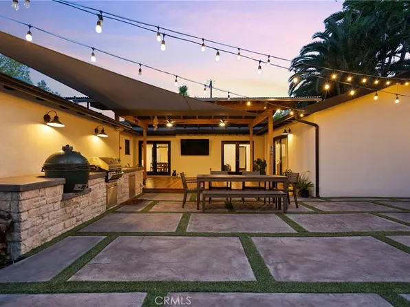 6013 Lubao Ave, Woodland Hills, CA 91367