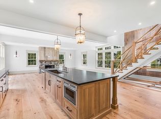 16 Hatch Farm Ln, Concord, MA 01742