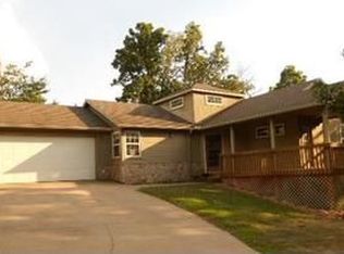 3 Ormskirk Ln, Bella Vista, AR 72715