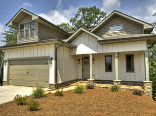 220 Summit View Ln, Ellijay, GA 30540