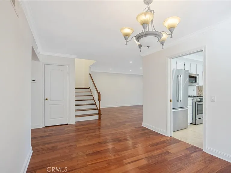 5974 Ruthwood Dr — Photo 10