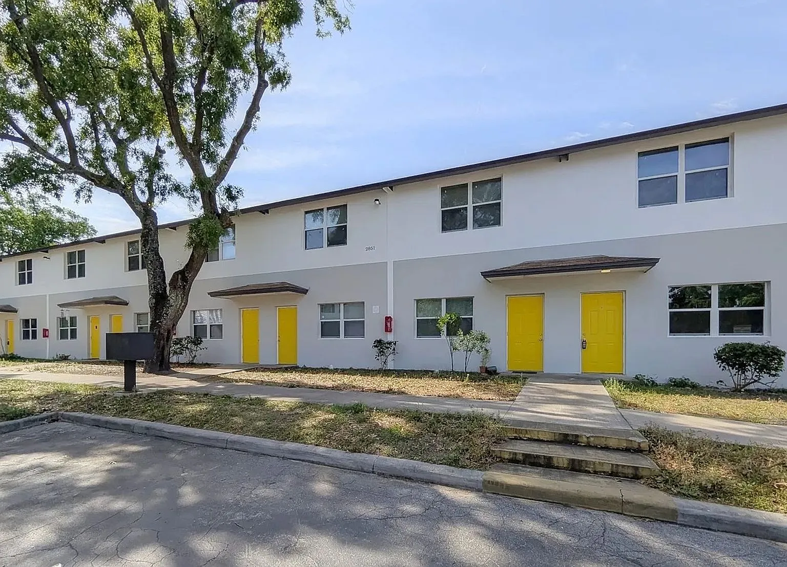 Yellow Pine Townhomes — Photo 2