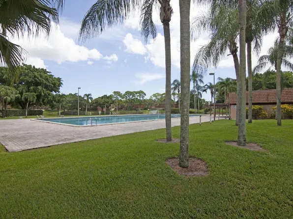 1524 15th Ln, Lake Worth, FL 33463