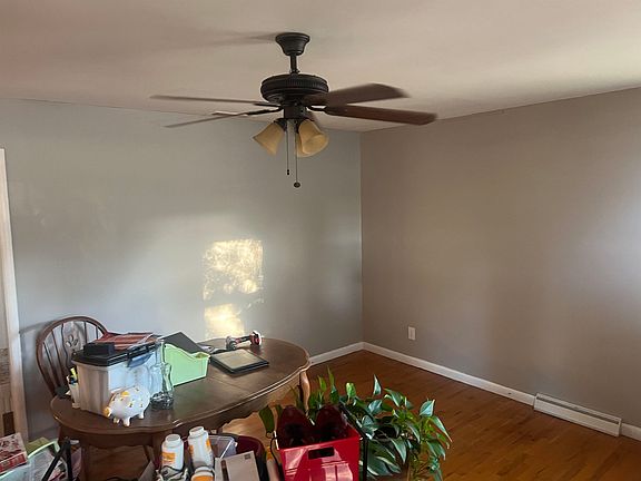 4th image of 510 N Main St