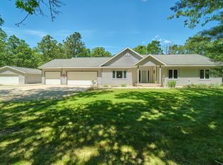 1484 Silver Creek Rd, Whitehall, MI 49461