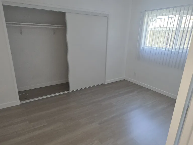 12316 Pacific Ave #4 — Photo 14