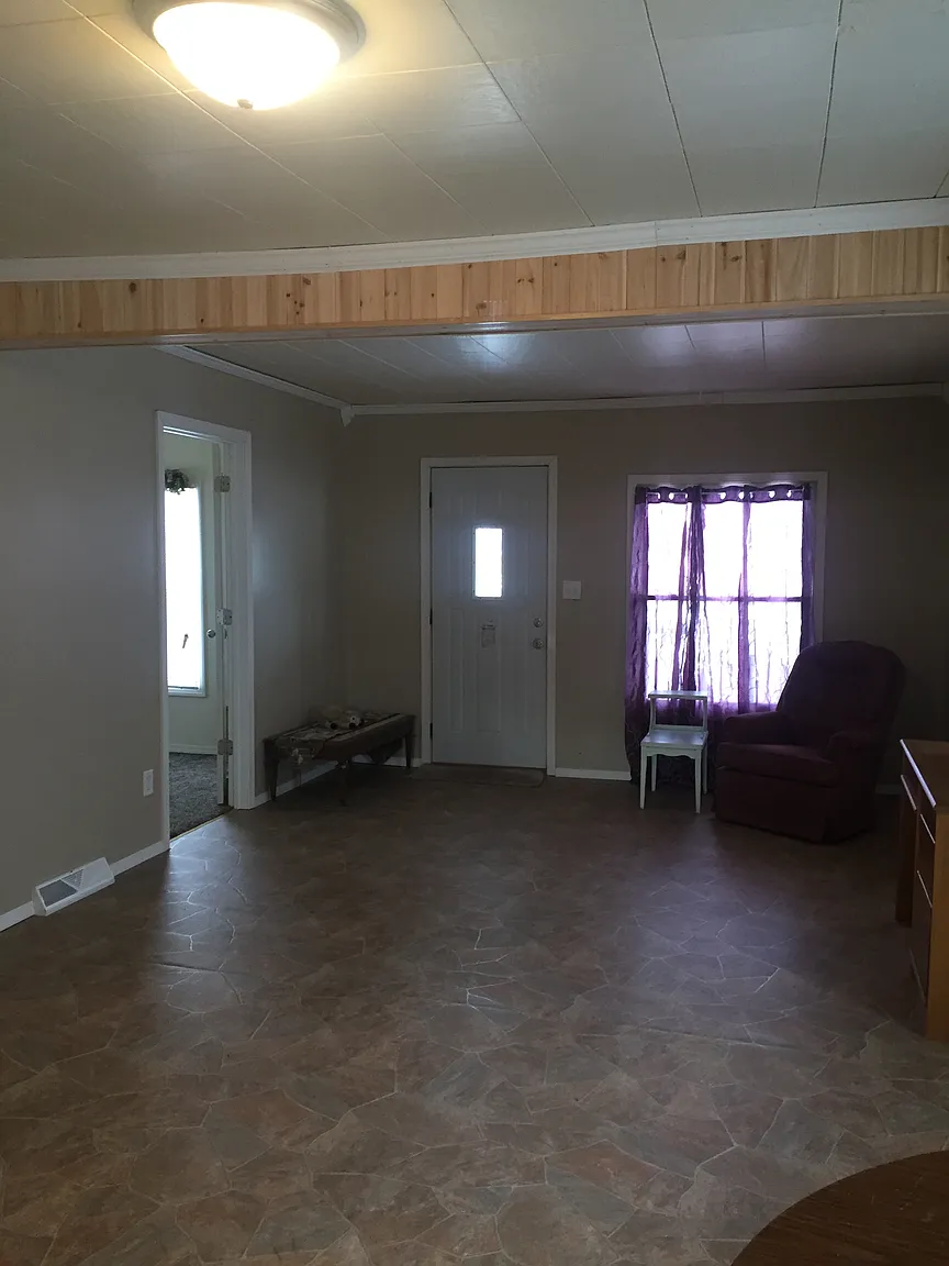 906 Borton Ave photo 1