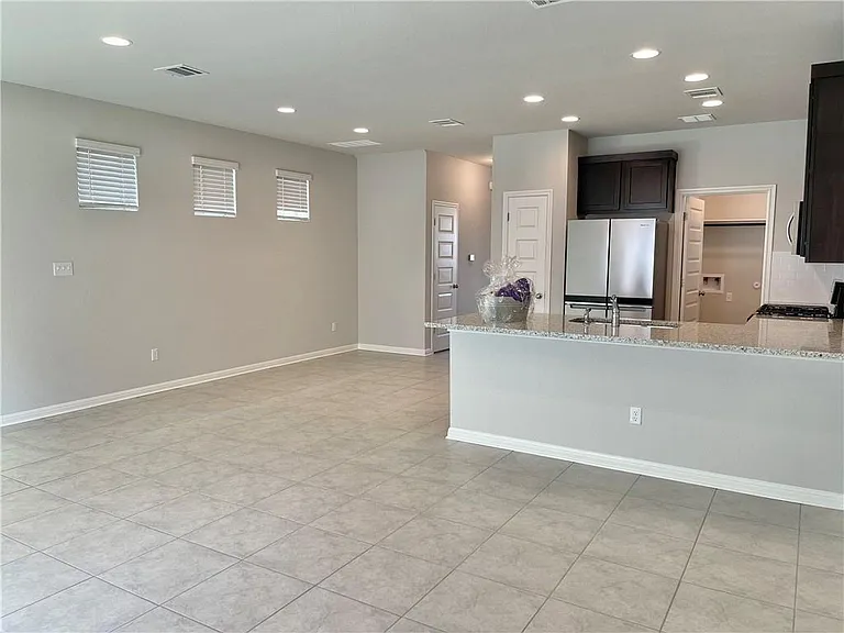 2040 Arendale Dr — Photo 22