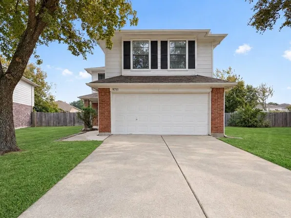 9711 Sutton Meadows Ct, Houston, TX 77086