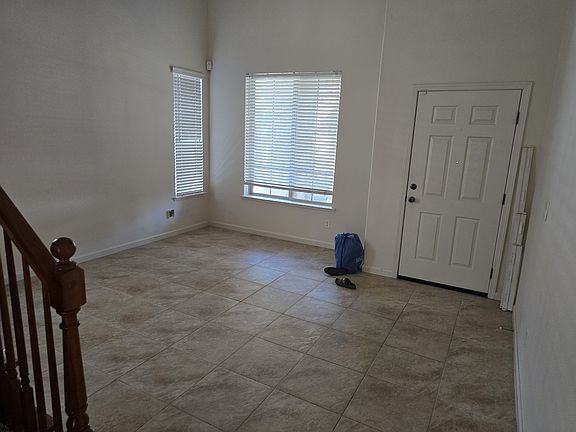 5th image of 1733 Pico Rivera Dr