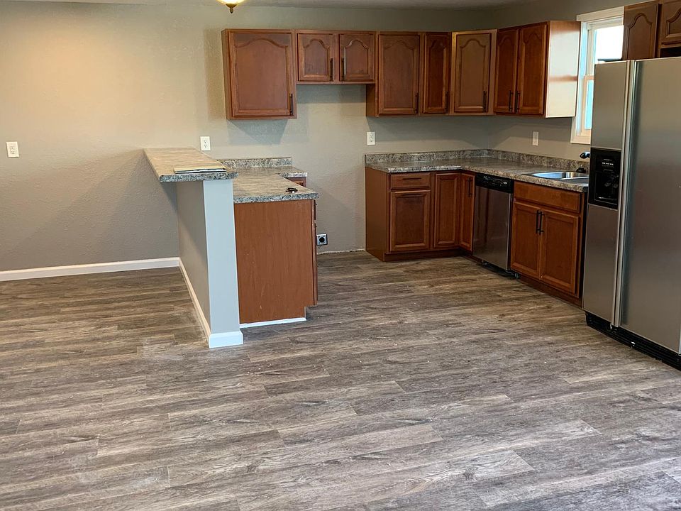1st image of 307 10th Ave