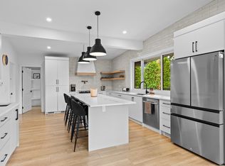 1511 Lambert Ave, Kelowna, BC V1Y 4H4