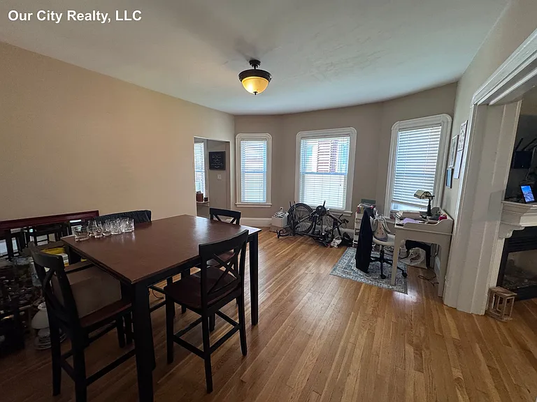 21 Westminster St — Photo 7