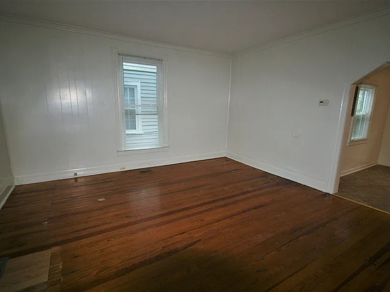 910 Lancaster St #A — Photo 3