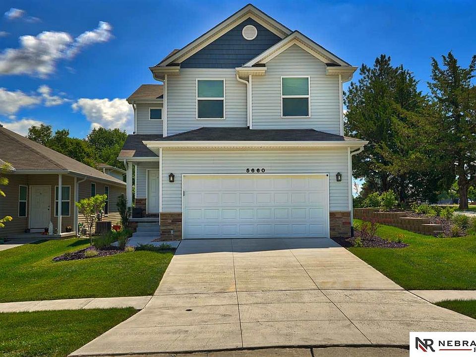 1st image of 5660 Barrington Cir