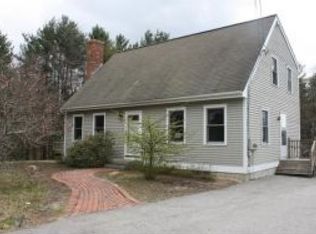 33 Beaver Pond Rd, Weare, NH 03281
