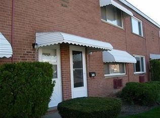 1521 Severn Ln, Wickliffe, OH 44092