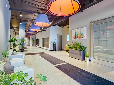 Studio / 1 Bath - 411 SF